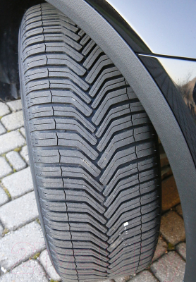 Всесезонная шина Michelin Crossclimate SUV 275/55R19 111V Mercedes