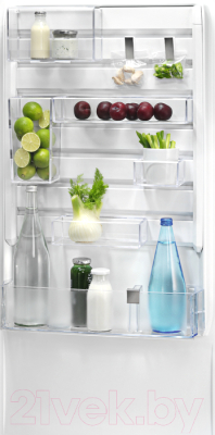 Холодильник с морозильником Electrolux EN3889MFX