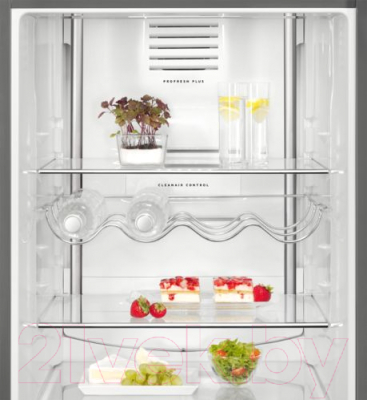 Холодильник с морозильником AEG RCB63726OW