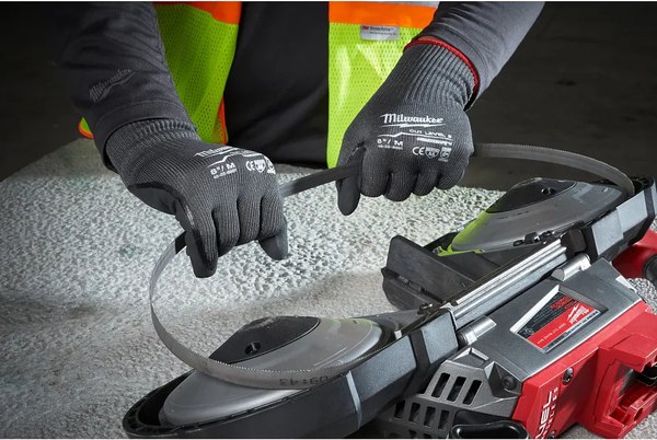 Перчатки защитные Milwaukee 4932471426 (10/XL)