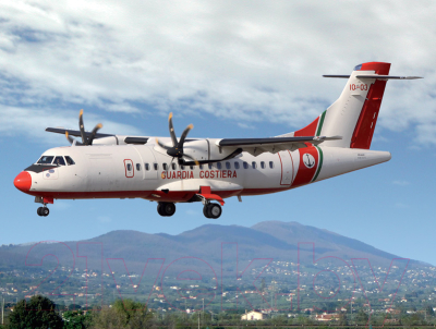 Сборная модель Italeri Двухмоторный турбовинтовой самолет ATR 42-500 1:144 / 1801