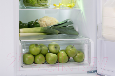 Холодильник с морозильником Sharp SJB320EVIX
