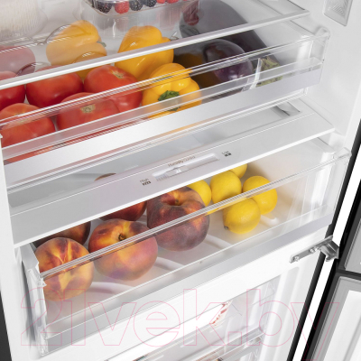 Холодильник с морозильником Maunfeld MFF 200NFB
