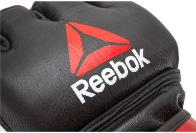 Перчатки для единоборств Reebok Glove Medium / RSCB-10320RDBK