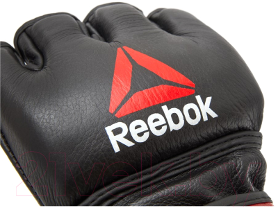 Перчатки для единоборств Reebok Glove Medium / RSCB-10320RDBK