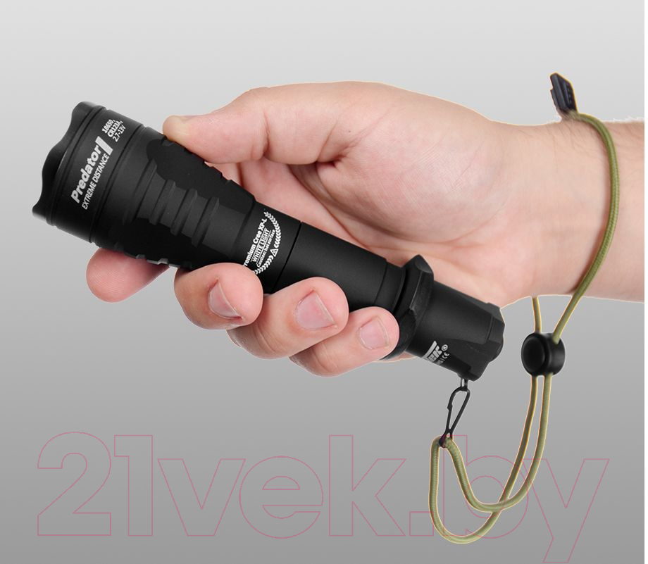 Фонарь Armytek Predator v3 XP-E2 / F01602BR