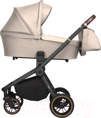 

Детская универсальная коляска Carrello, Epica 3 в 1 / CRL-8511/1