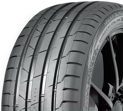 Летняя шина Nokian Tyres Hakka Black 2 235/35ZR20 92Y