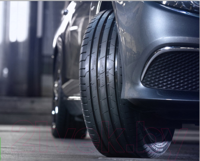 Летняя шина Nokian Tyres Hakka Black 2 235/35ZR20 92Y