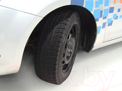 Зимняя шина Yokohama Ice Guard IG30 215/60R16 95Q