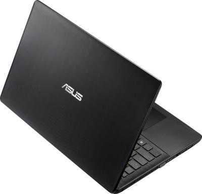 Ноутбук Asus X552CL-SX177D - вид сзади