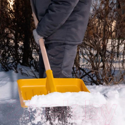 Лопата для уборки снега СибрТех 61616