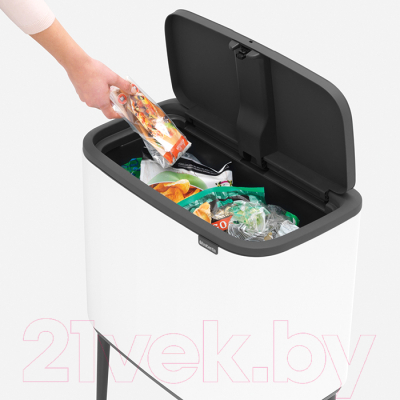 Мусорное ведро Brabantia Bo Touch Bin / 313509 (36л, белый)