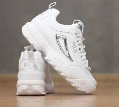 Fila Disruptor Ii Metallic Accent 5fm00702 103 Ywfkz0bgmb R R 6 5 Belyj Serebristyj Krossovki Kupit V Minske Gomele Vitebske Mogileve Breste Grodno