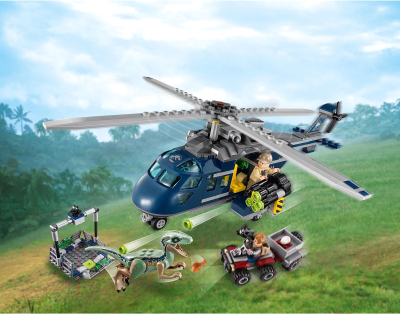 Конструктор Lego Jurassic World Погоня за Блю на вертолёте 75928
