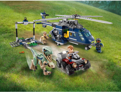 Конструктор Lego Jurassic World Погоня за Блю на вертолёте 75928