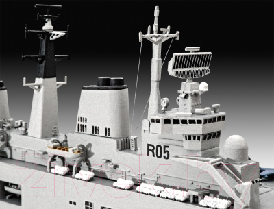 Сборная модель Revell Авианосец HMS Invincible Фолклендская война / 5172