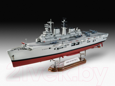 Сборная модель Revell Авианосец HMS Invincible Фолклендская война / 5172