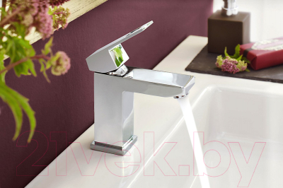 Смеситель GROHE Eurocube 23132000