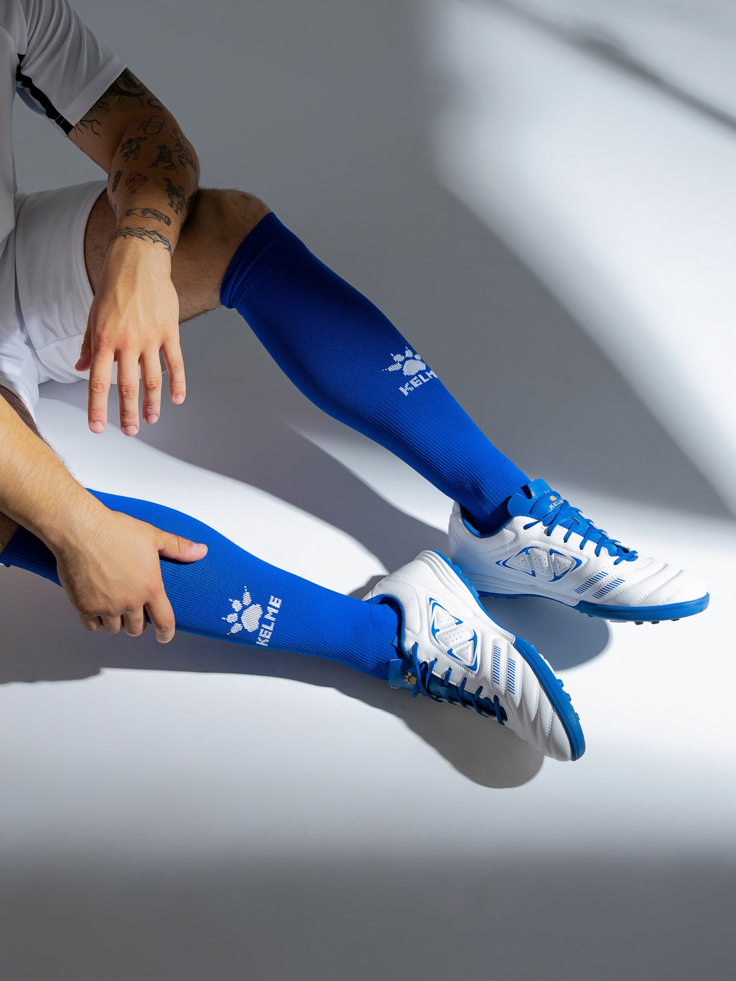 Гетры футбольные Kelme Elastic Mid-Calf Football Sock / K15Z908-409 (M, синий) — фото 5