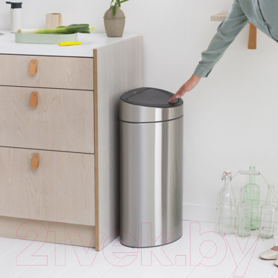 Мусорное ведро Brabantia Touch Bin New / 114823 (40л)