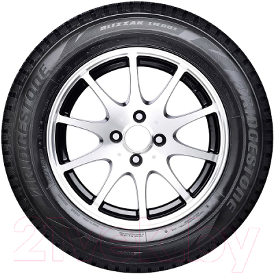 Зимняя шина Bridgestone Blizzak LM001 225/45R18 91H