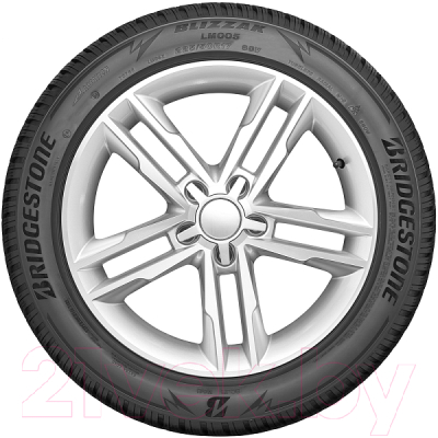 Зимняя шина Bridgestone Blizzak LM005 255/60R18 112V