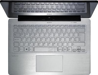 Ноутбук Sony Vaio Fit SVF11N1L2RS - вид сверху