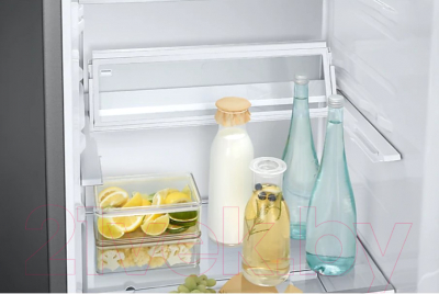 Холодильник с морозильником Samsung RB37A5470SA/WT