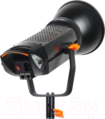 Осветитель студийный GreenBean SunLight Pro 200COB DMX / 27527