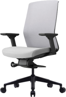 Кресло офисное Bestuhl J1 Black Pl без подголовника с подлокотником (серая сетка/серая ткань) - 