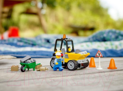 Конструктор Lego City Автомобиль для дорожных работ / 60284