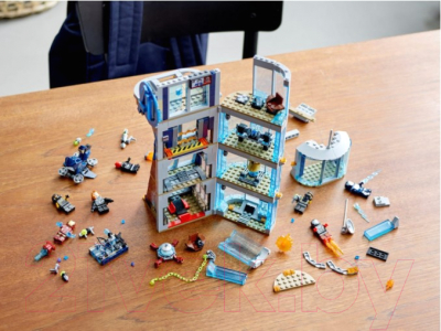 Конструктор Lego Super Heroes. Битва за башню Мстителей / 76166