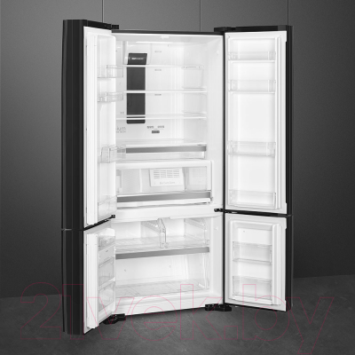 Холодильник с морозильником Smeg FQ70GBE