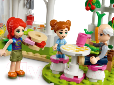 Конструктор Lego Friends Органическое кафе Хартлейк-Сити / 41444