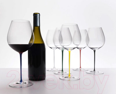 Бокал Riedel Fatto a Mano Old World Pinot Noir / 4900/07D (синий)