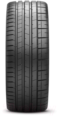 Летняя шина Pirelli P Zero Sports Car 325/35R23 111Y Mercedes