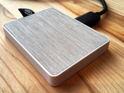 Изображение товара Внешний жесткий диск Seagate External One Touch 2TB Silver (STKB2000401)