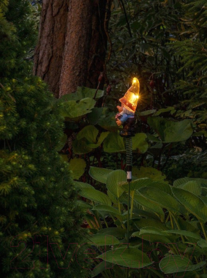 Садовая фигура-светильник Чудесный Сад 681-Y Гном в желтом колпаке