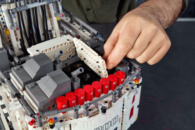 Конструктор управляемый Lego Technic Экскаватор Liebherr R 9800 / 42100