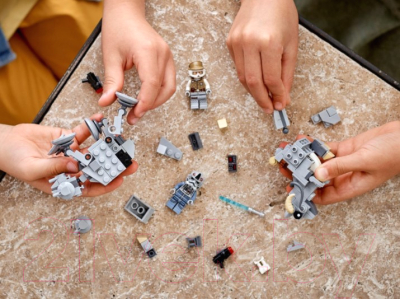 Конструктор Lego Star Wars Микрофайтеры: At-At против Таунтауна / 75298