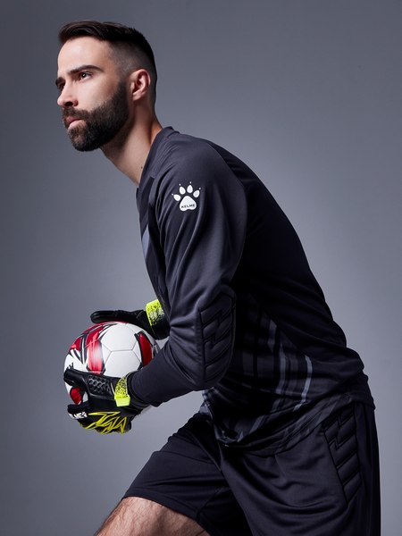 Футбольная форма Kelme Long Sleeve Goalkeeper Suit / 3801286-000 (M)