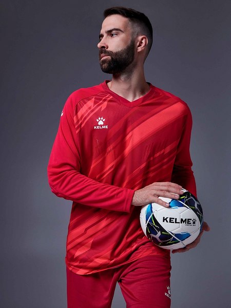 Футбольная форма Kelme Long Sleeve Goalkeeper Suit / 3801286-600 (L, красный)