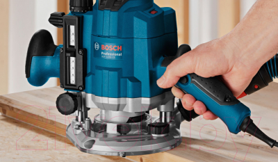 Профессиональный фрезер Bosch GOF 1250 CE Professional (0.601.626.001)