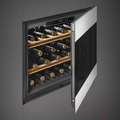 Встраиваемый винный шкаф Smeg CVI321X3