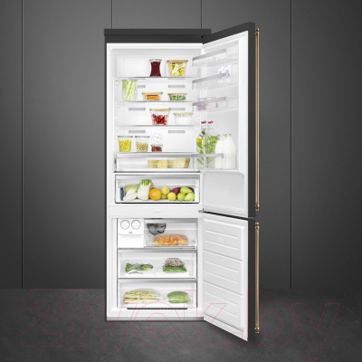 Холодильник с морозильником Smeg FA8005RAO5