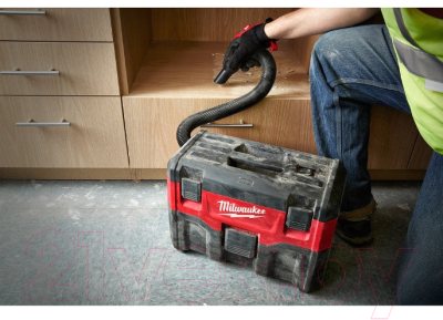 Портативный пылесос Milwaukee M18 VC2 / 4933464029