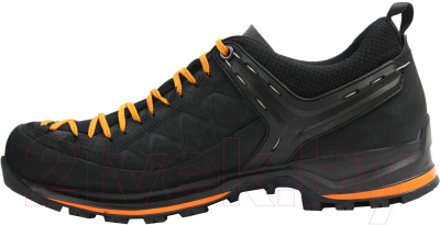 Трекинговые кроссовки Salewa Mtn Trainer 2 GTX / 61356-0933 (р-р 8.5, Black/Carrot)