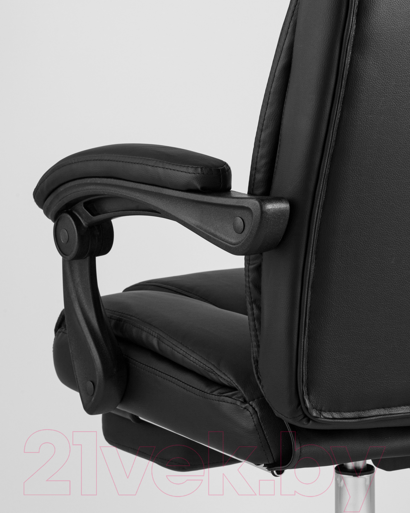 Кресло офисное TopChairs Royal D-402 (черный)