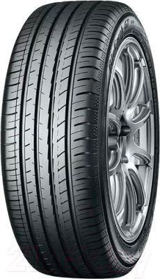 Летняя шина Yokohama BluEarth-GT AE51 215/55R17 94W